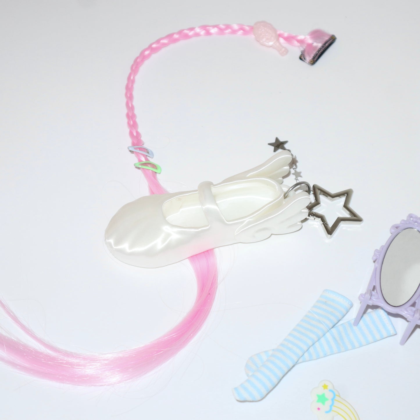 Winged Mary Janes Holder