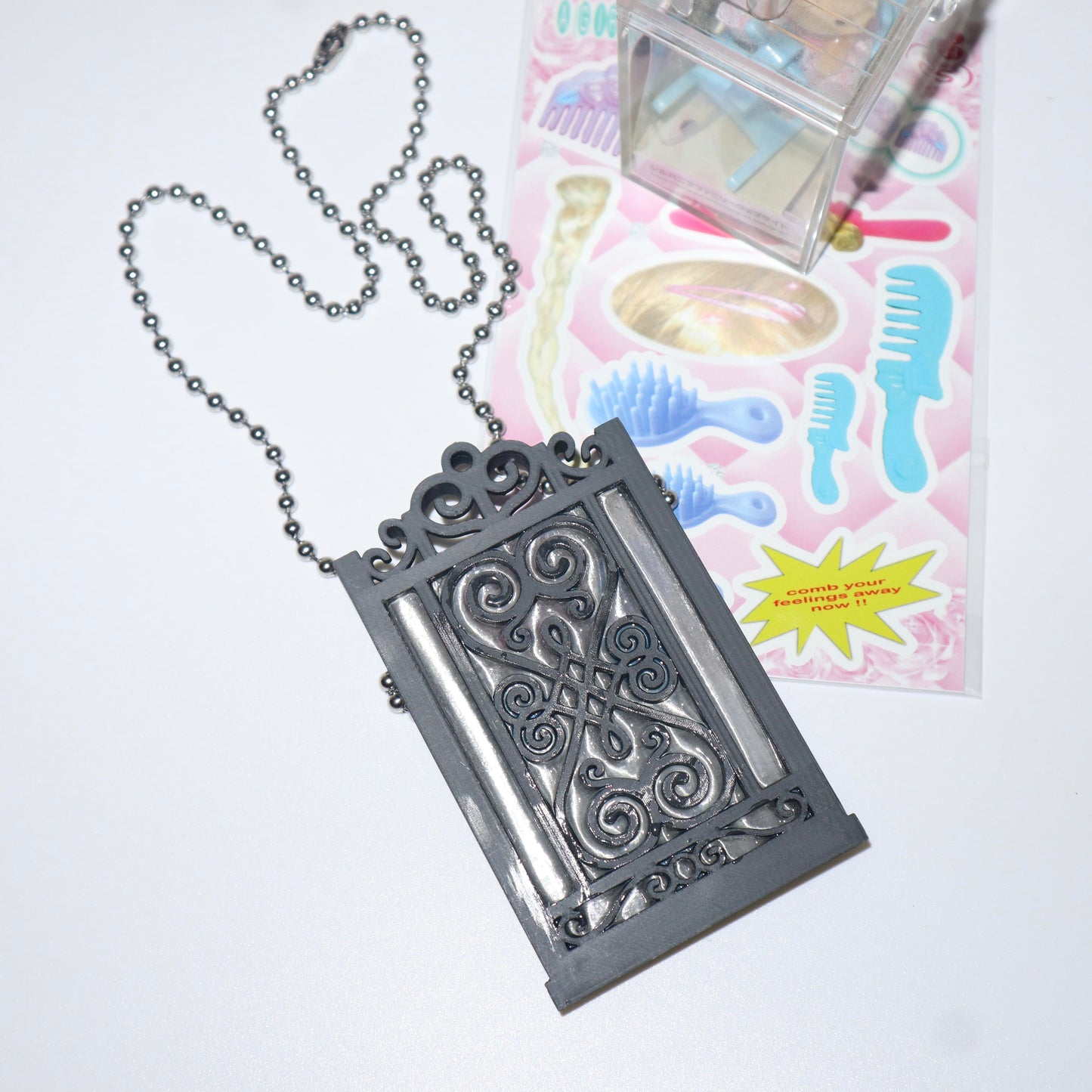 Crown Iron-Gate Holder (Black)