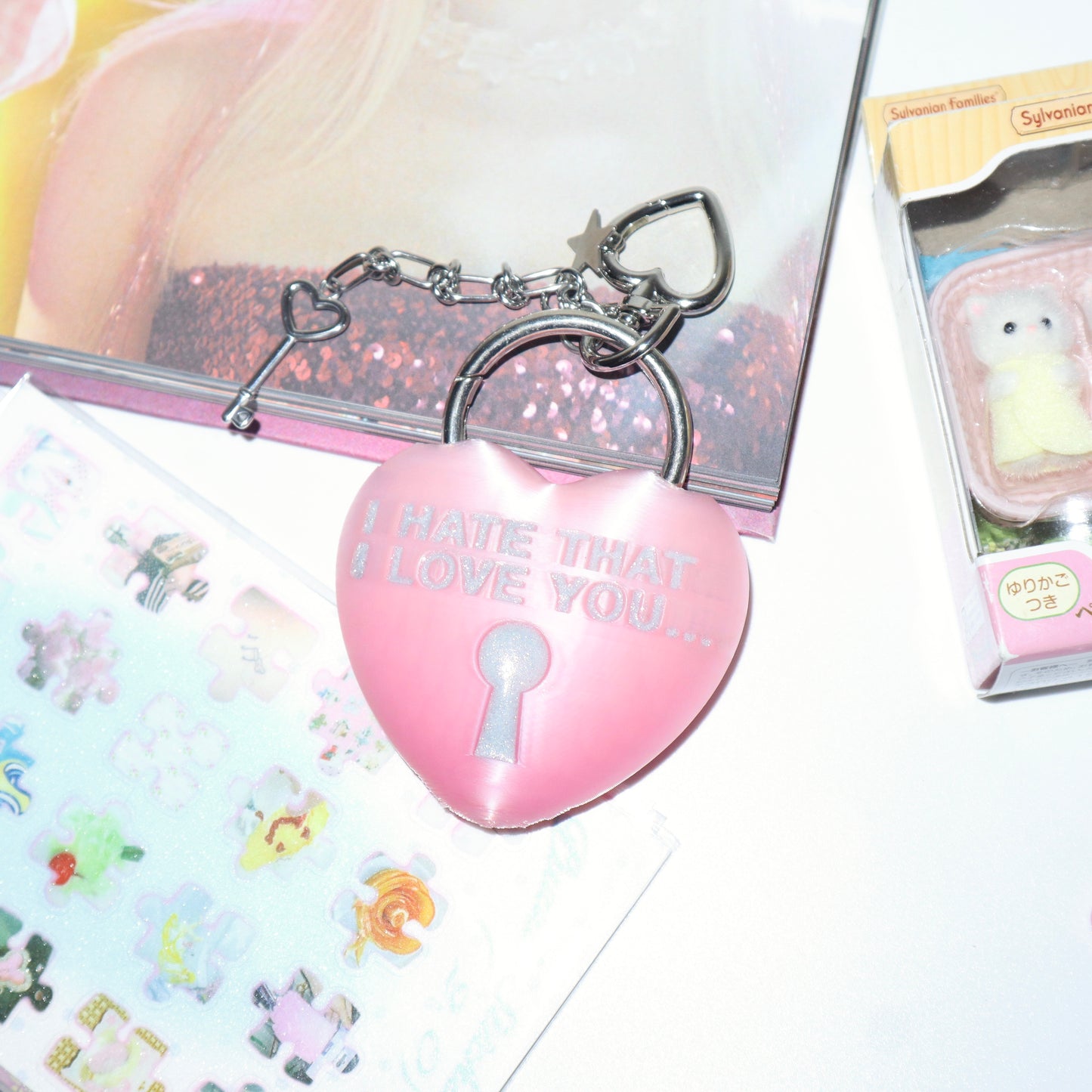 Love-Lock Mirror (Ver. 4)