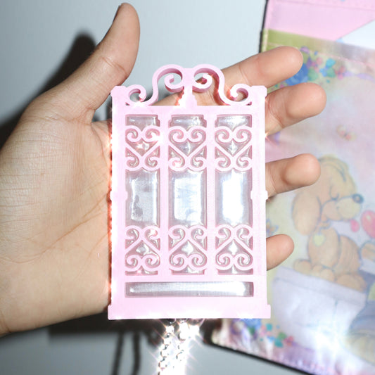 Heart Iron-Gate Holder (Pink)